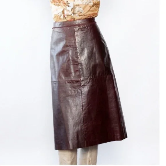 PRICE New GAP Vintage High Waisted Leather Midi Skirt Colour Burgundy Size 8 - Picture 4 of 16
